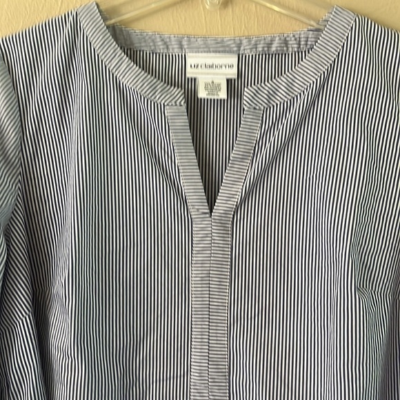 Liz Claiborne pull over embroidered sleeves size small blue white stripes size S - Picture 2 of 13